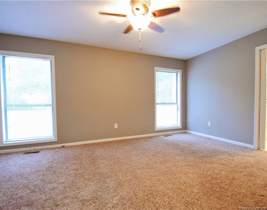 6933 Woodmark Drive - Photo Thumbnail 16