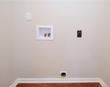 6933 Woodmark Drive - Photo Thumbnail 22
