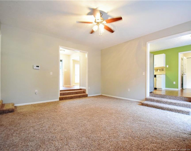 6933 Woodmark Drive - Photo Thumbnail 3