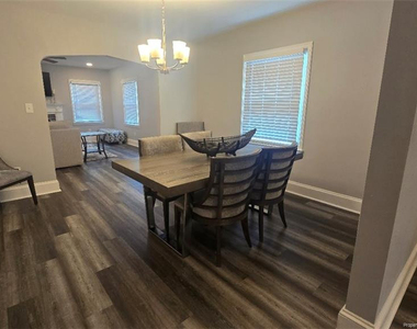 506 Roxie Avenue - Photo Thumbnail 10