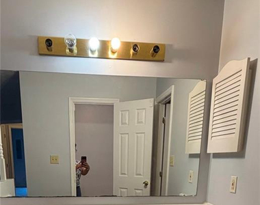 3023 Copenhagen Drive - Photo Thumbnail 7