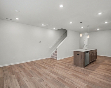 140 Silver Fir Lane - Photo Thumbnail 7