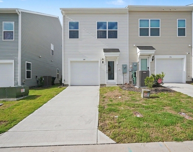 140 Silver Fir Lane - Photo Thumbnail 1