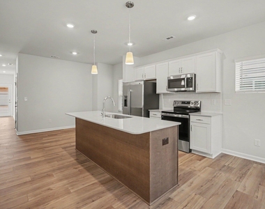 140 Silver Fir Lane - Photo Thumbnail 3