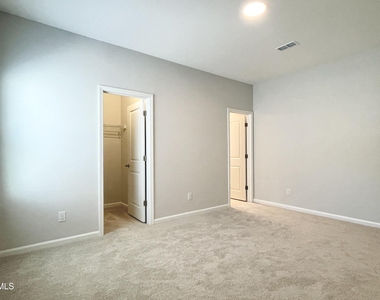 1605 Immagene Way - Photo Thumbnail 31