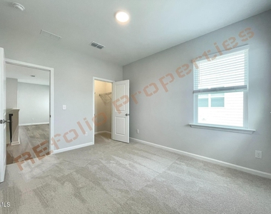1605 Immagene Way - Photo Thumbnail 20