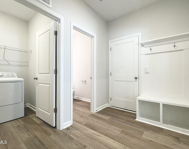1605 Immagene Way - Photo Thumbnail 11