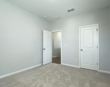 1605 Immagene Way - Photo Thumbnail 34