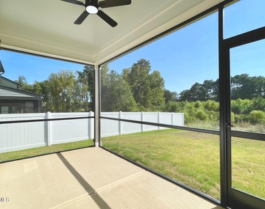 1605 Immagene Way - Photo Thumbnail 31