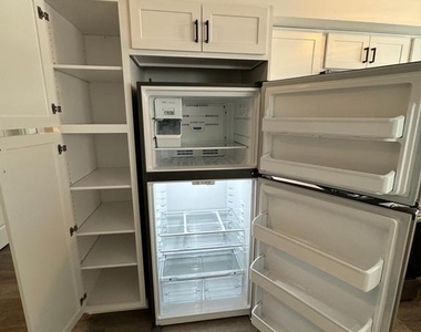 1841 Davisville Road - Photo Thumbnail 7