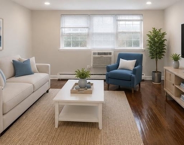210 Trinity Avenue - Photo Thumbnail 4