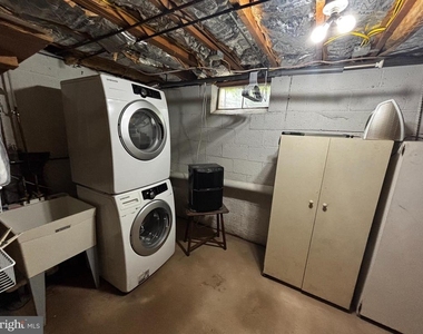 30 Forest Avenue - Photo Thumbnail 9