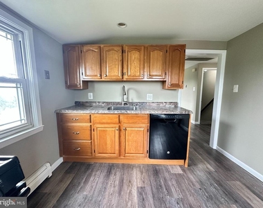 1301 N Gravel Pike - Photo Thumbnail 7