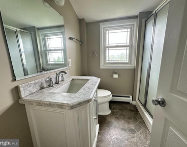 1301 N Gravel Pike - Photo Thumbnail 9