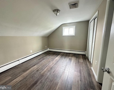 1301 N Gravel Pike - Photo Thumbnail 11