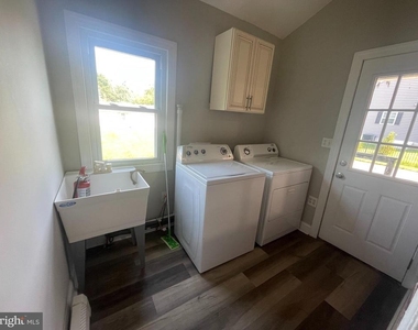 233 Morwood Road - Photo Thumbnail 10