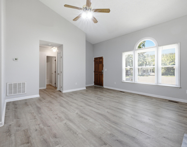 4109 Iron Horse Road - Photo Thumbnail 4