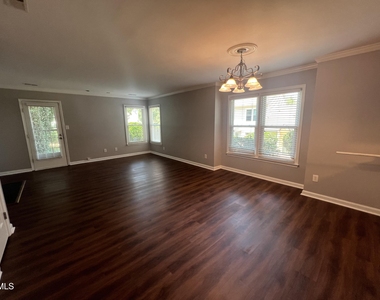 4460 Roller Court - Photo Thumbnail 5