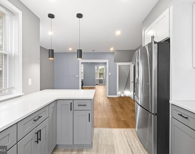 7818 Lennox Road - Photo Thumbnail 11