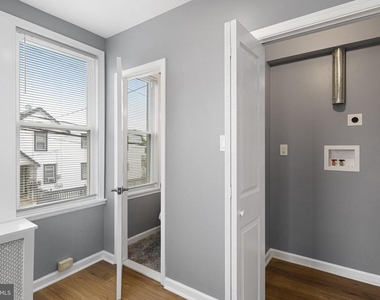 7818 Lennox Road - Photo Thumbnail 7