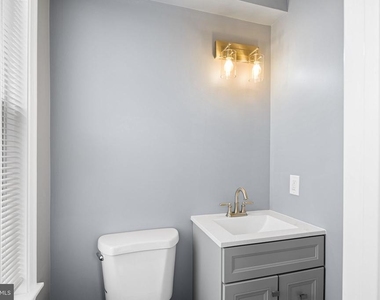 7818 Lennox Road - Photo Thumbnail 15