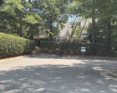 2101 Jerimouth Drive - Photo Thumbnail 12