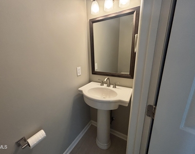 2101 Jerimouth Drive - Photo Thumbnail 32