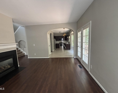 2101 Jerimouth Drive - Photo Thumbnail 20