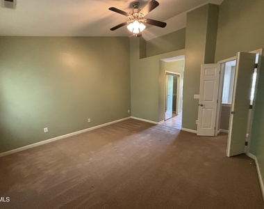 2101 Jerimouth Drive - Photo Thumbnail 6