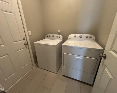 2101 Jerimouth Drive - Photo Thumbnail 7