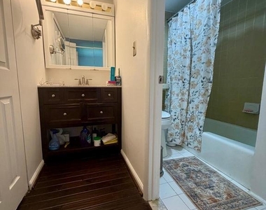 274 W Chelsea Circle - Photo Thumbnail 20