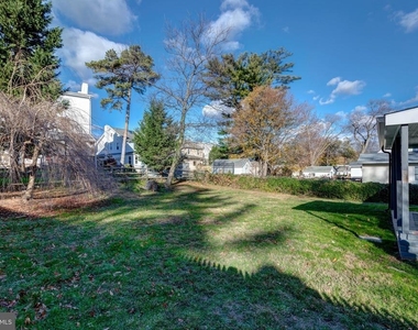 308 Lenox Road - Photo Thumbnail 27