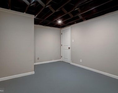 308 Lenox Road - Photo Thumbnail 21