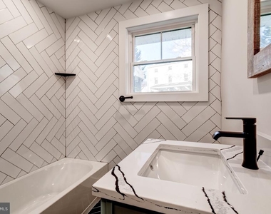 308 Lenox Road - Photo Thumbnail 18