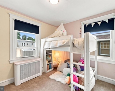 610 Woodcrest Avenue - Photo Thumbnail 17