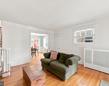 610 Woodcrest Avenue - Photo Thumbnail 3