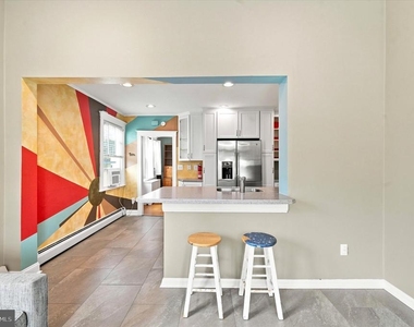 610 Woodcrest Avenue - Photo Thumbnail 8