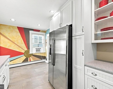 610 Woodcrest Avenue - Photo Thumbnail 11