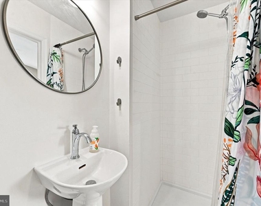 610 Woodcrest Avenue - Photo Thumbnail 21