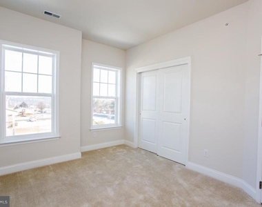 65 Lila Lane - Photo Thumbnail 8