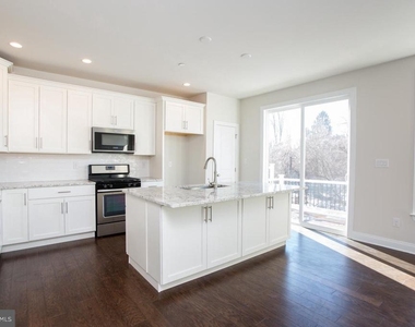 65 Lila Lane - Photo Thumbnail 2