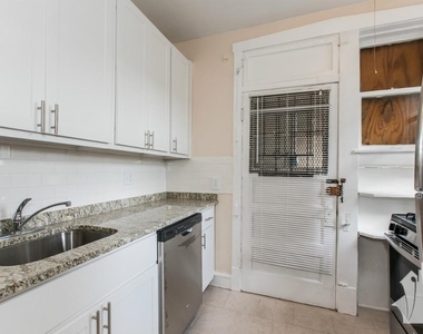630-38 W Arlington Pl - Photo Thumbnail 6