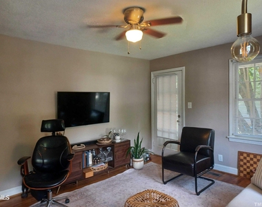 706 Van Buren Road - Photo Thumbnail 11