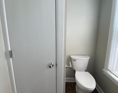 209 N Hanover Street - Photo Thumbnail 7