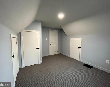 560 W North Street - Photo Thumbnail 16