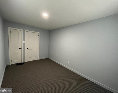 560 W North Street - Photo Thumbnail 10