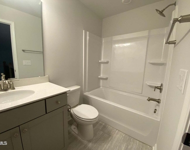 1464 Hasse Avenue - Photo Thumbnail 10