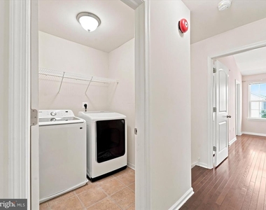 145 Mercer Court - Photo Thumbnail 20