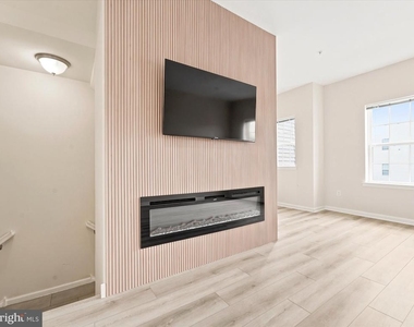 145 Mercer Court - Photo Thumbnail 15