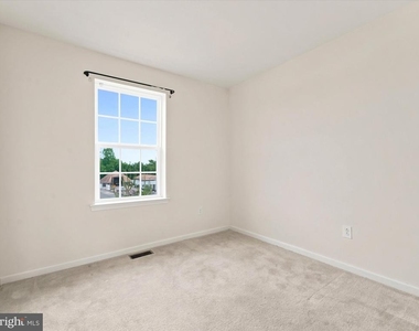 145 Mercer Court - Photo Thumbnail 23